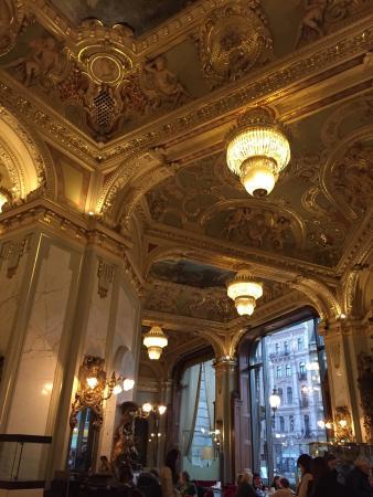 New York Cafe